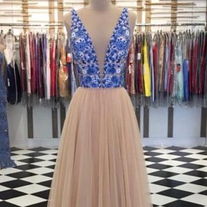 Sherri hill prom dress worn once